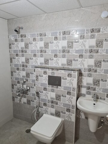 Bathroom in 3 BHK Apartment at Saideep Hulas, Old Madras Road – for Sale