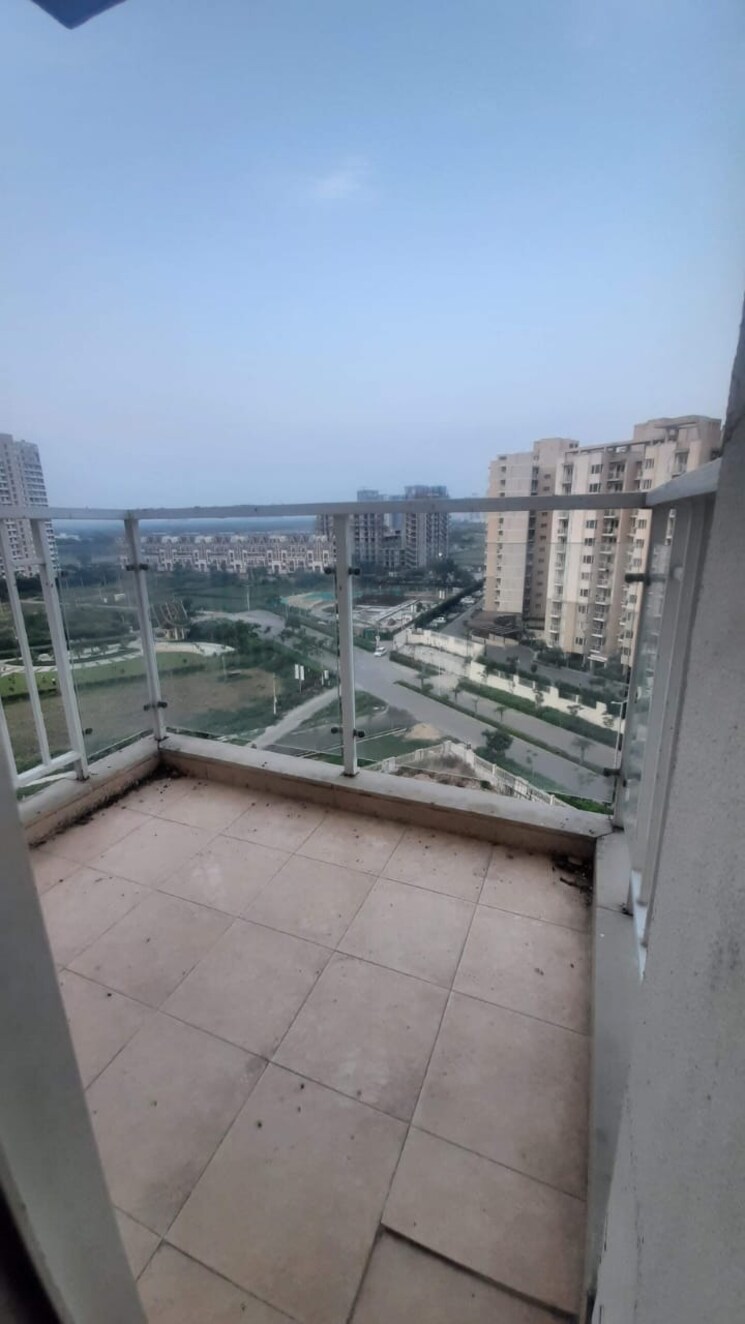 Balcony, pareena-om-apartments 2 Bedroom 664 Sq.Ft. Apartment In Sector 112 Gurgaon 9336207