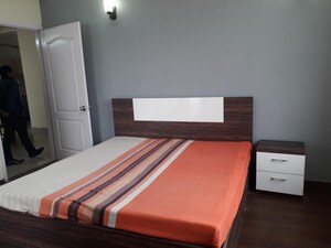 Room in 2 BHK Apartment at Pareena Om Apartments, Sector 112 – for Sale