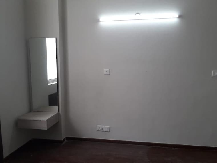 Room, pareena-om-apartments 2 Bedroom 664 Sq.Ft. Apartment In Sector 112 Gurgaon 9336207