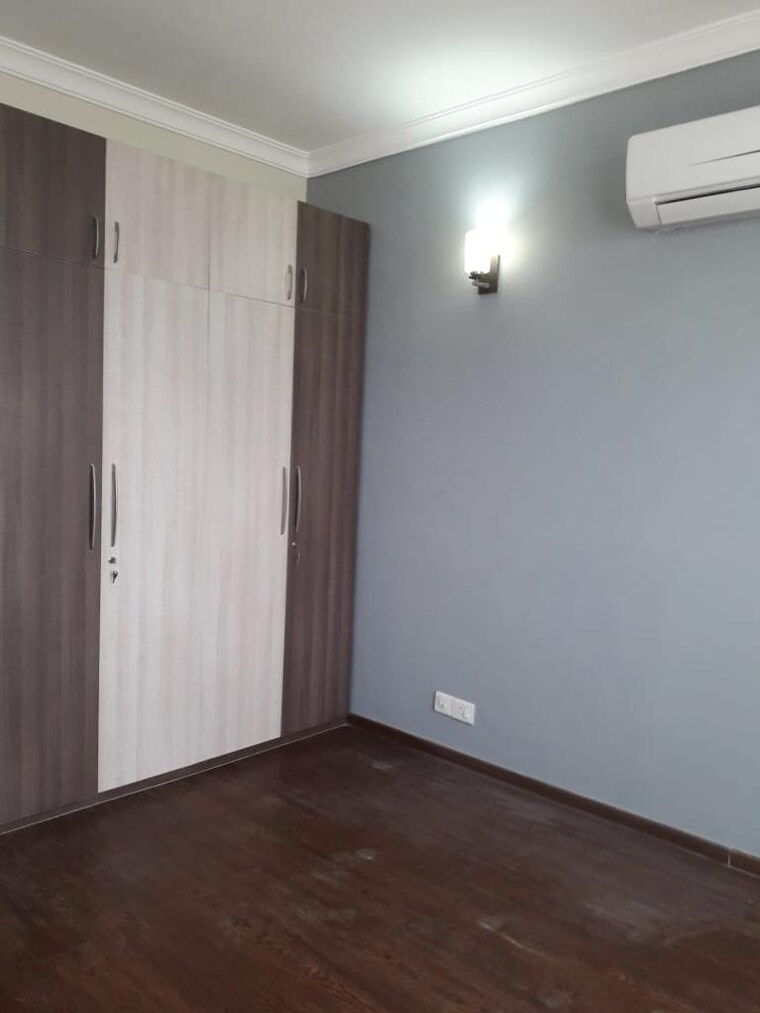 Room, pareena-om-apartments 2 Bedroom 664 Sq.Ft. Apartment In Sector 112 Gurgaon 9336207