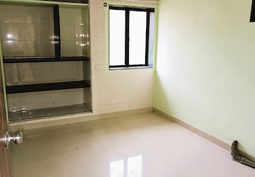Room in 2 BHK Apartment at Jatayu CHSL, Mira Road East – for Rent