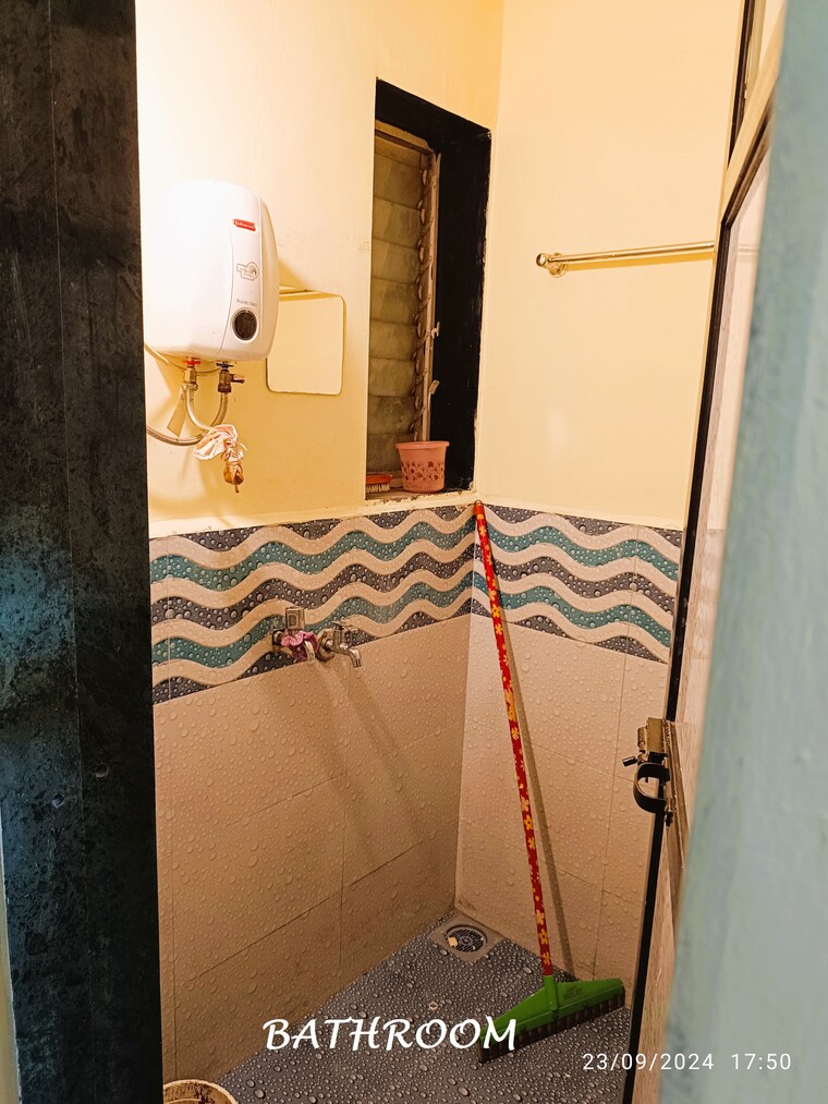 Bathroom, jatayu-chsl 2 Bedroom 1070 Sq.Ft. Apartment In Mira Road East Thane 9336210