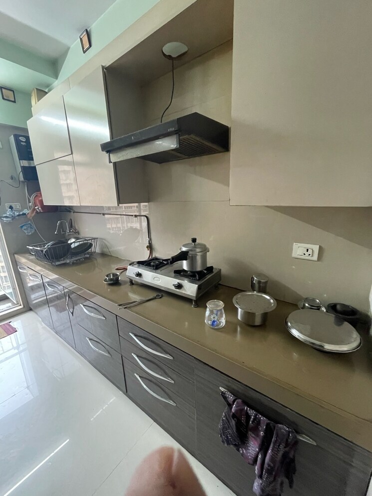 Kitchen, dosti-imperia-phase-iii 2 Bedroom 880 Sq.Ft. Apartment In Ghodbunder Road Thane 9336225