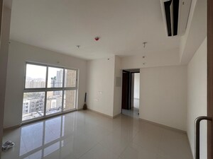 2 BHK Apartment For Sale in Lodha Amara, Kolshet Road