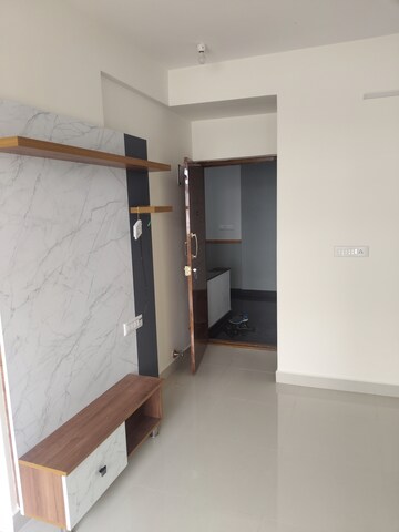 Room in 1 BHK Apartment at Sai Arcade Bellandur, Bellandur – for Rent