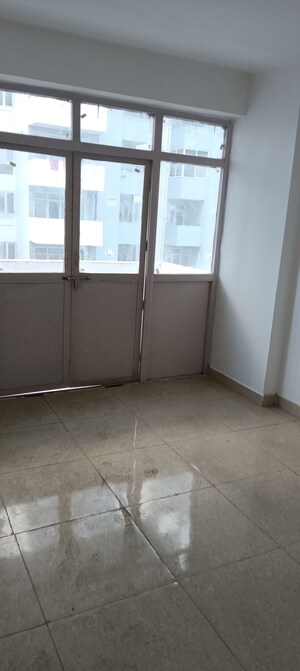 Room in 3 BHK Apartment at Sarvome Shree Homes, Sector 45 – for Rent