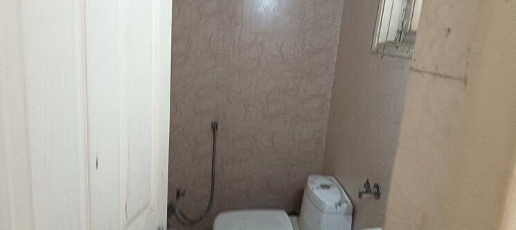 Bathroom, sarvome-shree-homes 3 Bedroom 745 Sq.Ft. Apartment In Sector 45 Faridabad 9336304