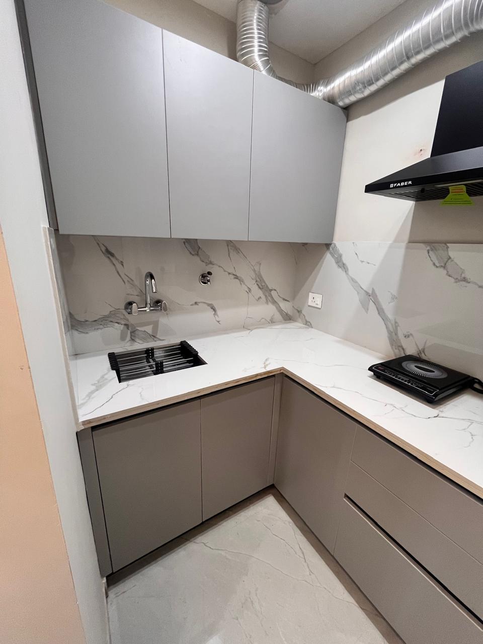 1 BHK Builder Floor For Rent in Sector 42