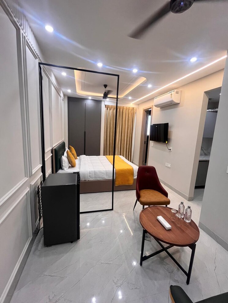 Team Area, sector 42 1 Bedroom 600 Sq.Ft. Builder Floor In Sector 42 Gurgaon 9336334