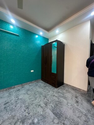 Room in 4 BHK Apartment at Chattarpur – for Sale