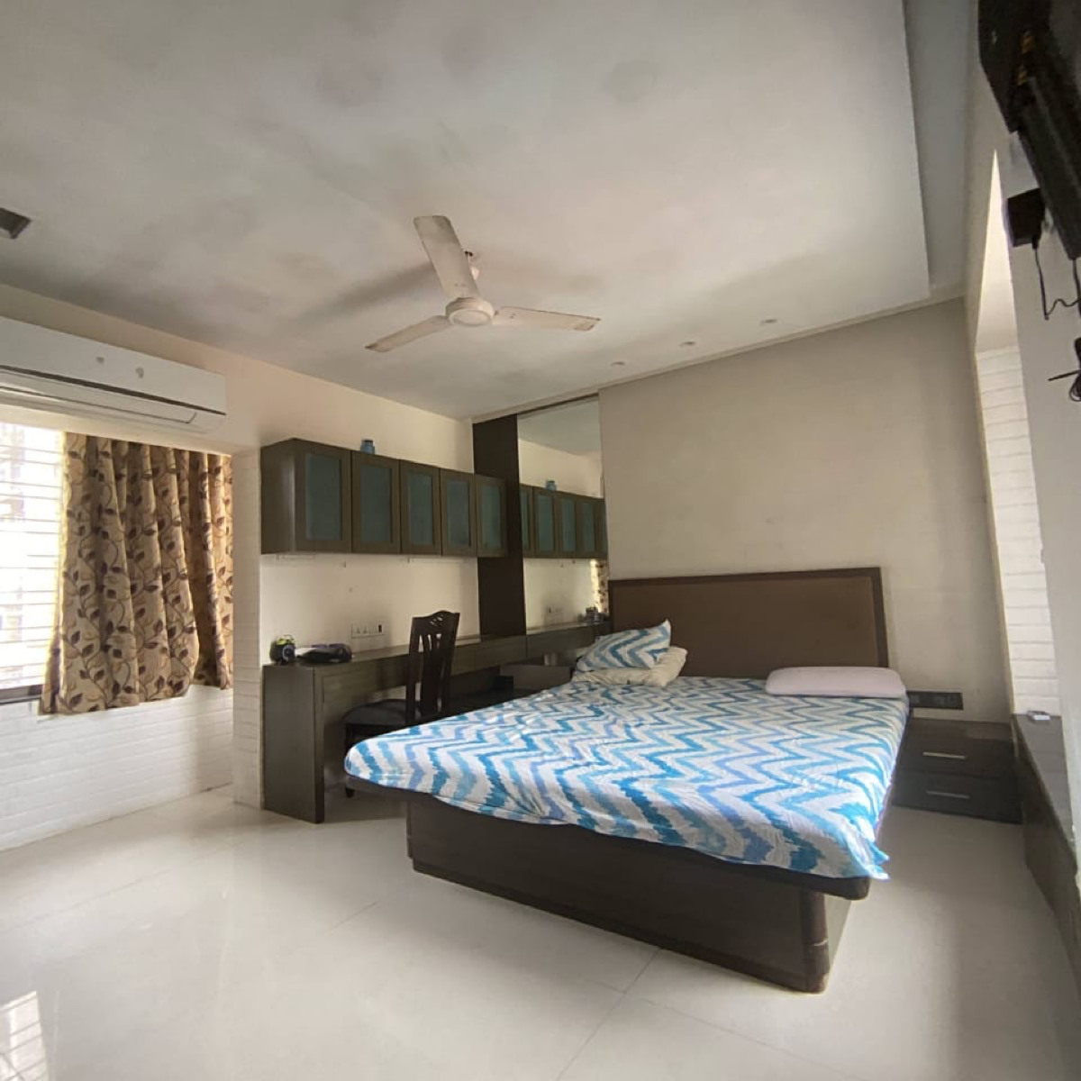 3 BHK 1875 Sq.Ft. Apartment in Lokhandwala Green Acres