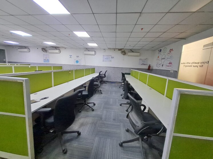 Team Area, sector 63 Commercial Office Space 3000 Sq.Ft. In Sector 63 Noida 9336355