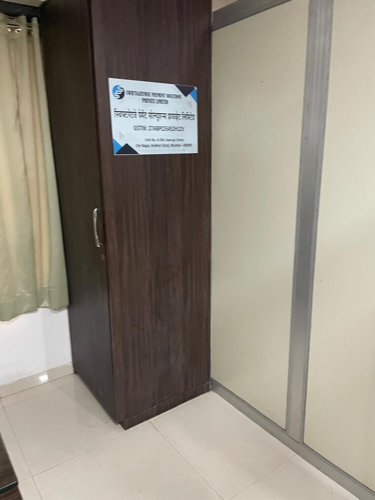 Room, jb nagar Commercial Office Space 380 Sq.Ft. In Jb Nagar Mumbai 9336356