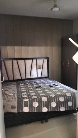 1 BHK Apartment For Rent in NK Savitry Enclave, Vip Road