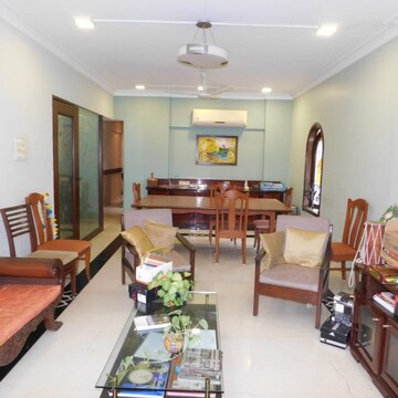 Gym in 3 BHK Apartment at Bandra West – for Rent