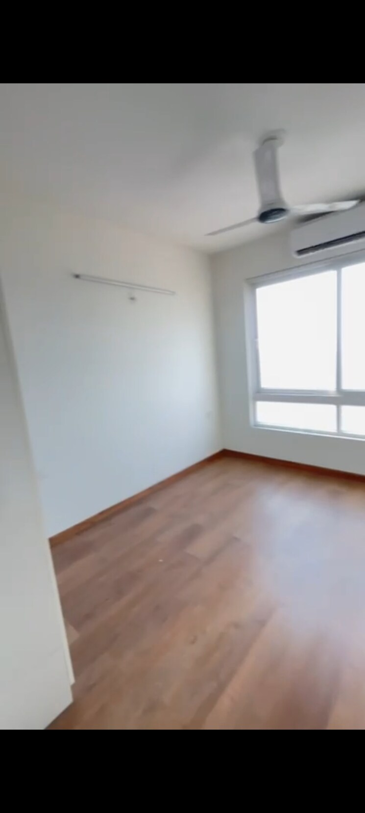 Room, hero-homes-gurgaon 2.5 Bedroom 1099 Sq.Ft. Apartment In Sector 104 Gurgaon 9336412