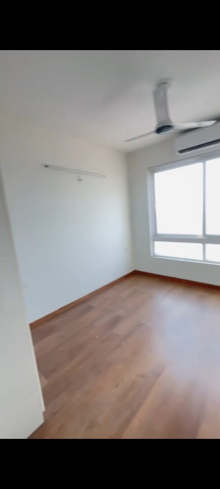 Room, hero-homes-gurgaon 2.5 Bedroom 1099 Sq.Ft. Apartment In Sector 104 Gurgaon 9336412