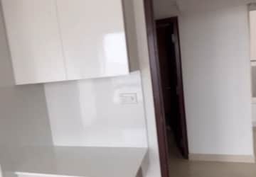 Room in 2.5 BHK Apartment at Hero Homes Gurgaon, Sector 104 – for Rent