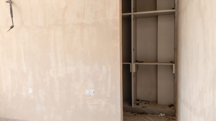 Room, sector 9 4 Bedroom 342 Sq.Yd. Builder Floor In Sector 9 Gurgaon 9336398