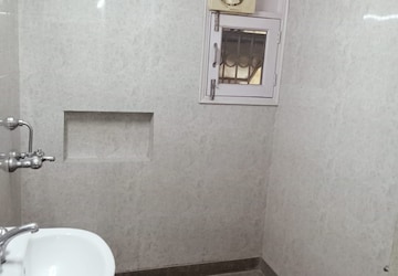 Bathroom in 3 BHK Apartment at Vasant Kunj – for Rent