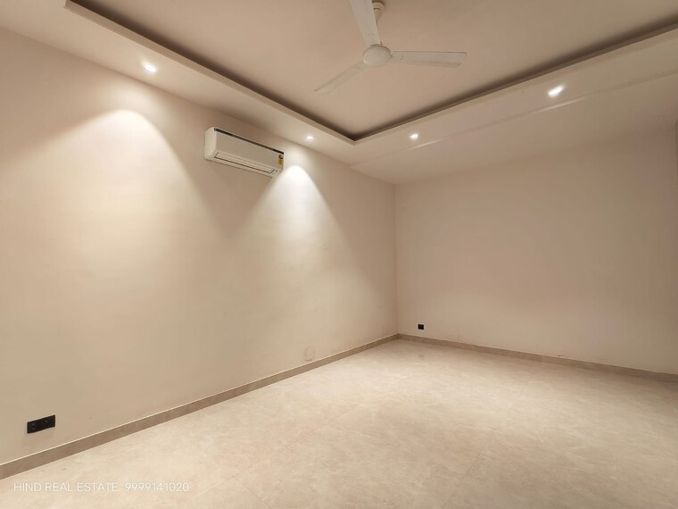 Room, vasant kunj 3 Bedroom 1800 Sq.Ft. Apartment In Vasant Kunj Delhi 9336407