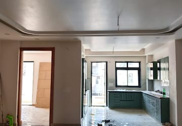 Building Lobby in 3 BHK Builder Floor at Sector 4 – for Sale