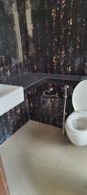 Master Bedroom in 3 BHK Apartment at The Wadhwa Atmosphere, Mulund West – for Rent