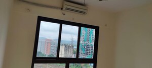 Room in 3 BHK Apartment at The Wadhwa Atmosphere, Mulund West – for Rent