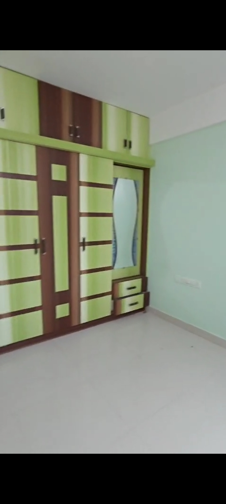 3 BHK + Servant Room Apartment For Rent in Vedant Vihas