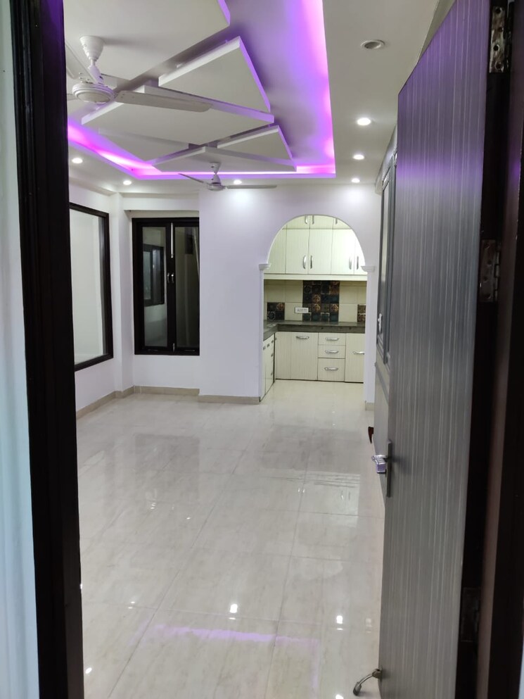 Kitchen, chattarpur 3 Bedroom 1200 Sq.Ft. Apartment In Chattarpur Delhi 9336447