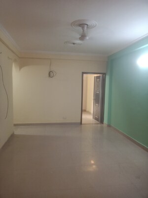 Room in 2 BHK Builder Floor at Vasant Kunj Enclave – for Rent