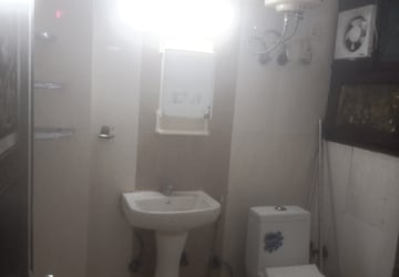 Bathroom in 2 BHK Builder Floor at Vasant Kunj Enclave – for Rent