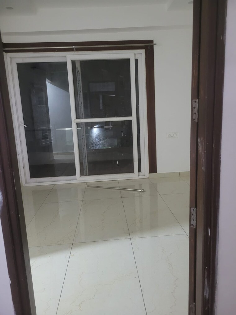 Room, pir machalla 3 Bedroom 1250 Sq.Ft. Builder Floor In Pir Machalla Zirakpur 9336515
