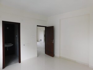 Room in 3 BHK Apartment at Frontline Seven, Kokapet – for Sale
