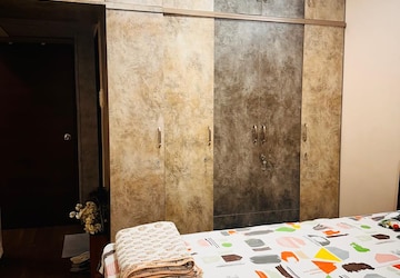 Bedroom in 2 BHK Apartment at Veena Serenity, Chembur – for Rent