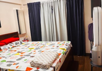 Bedroom in 2 BHK Apartment at Veena Serenity, Chembur – for Rent