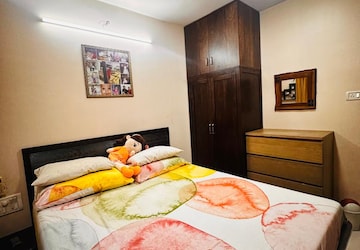 Bedroom in 2 BHK Apartment at Veena Serenity, Chembur – for Rent