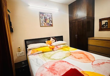 Bedroom in 2 BHK Apartment at Veena Serenity, Chembur – for Rent