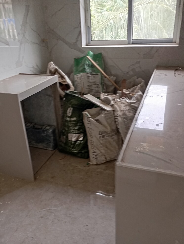 Balcony, viiaan-vishwas-niketan 2 Bedroom 675 Sq.Ft. Apartment In Andheri East Mumbai 9336589