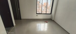 Room in 1.5 BHK Apartment at Godrej Emerald, Ghodbunder Road – for Rent