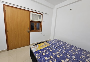 Bedroom in 2 BHK Builder Floor at Saket – for Rent