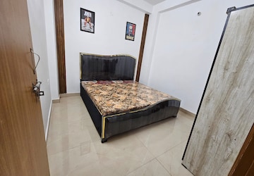 Bedroom in 2 BHK Builder Floor at Saket – for Rent