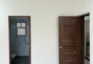Room in 2 BHK Apartment at Megapolis Serenity, Hinjewadi – for Rent