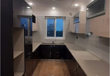 Kitchen in 4 BHK Builder Floor at Sector 81 – for Sale