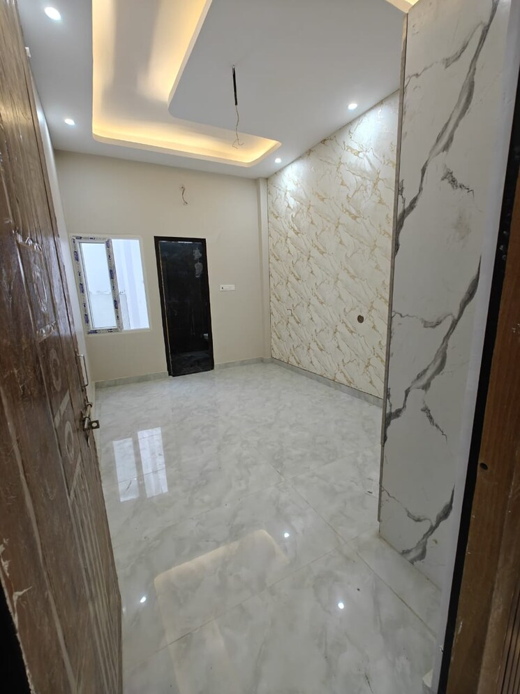 Room, oro-city 2 Bedroom 1350 Sq.Ft. Villa In Jankipuram Lucknow 9336653