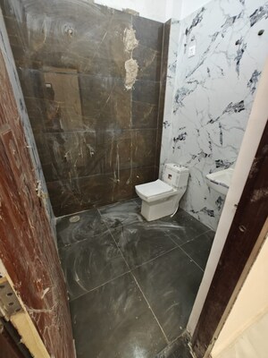 Bathroom in 2 BHK Villa at ORO City, Jankipuram – for Sale