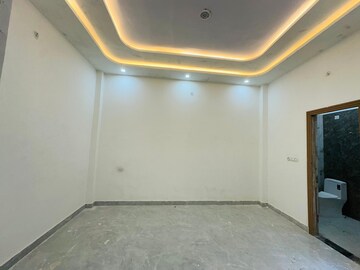 Room in 2 BHK Villa at ORO City, Jankipuram – for Sale