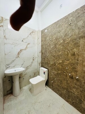 Master Bedroom in 2 BHK Villa at ORO City, Jankipuram – for Sale