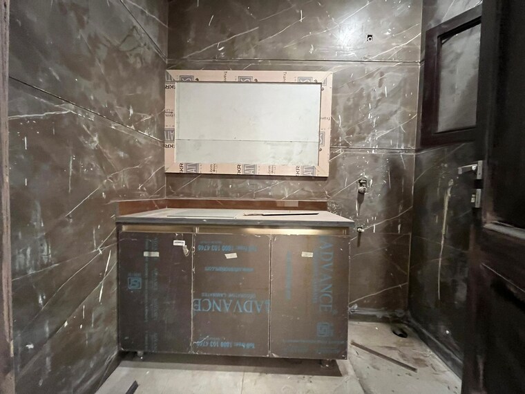 Bathroom, chattarpur 3 Bedroom 1150 Sq.Ft. Apartment In Chattarpur Delhi 9336677